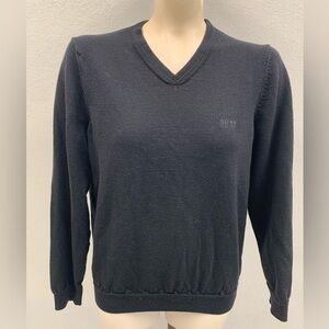 Hugo Boss Men's Black V-Neck Sweater.  Size Large